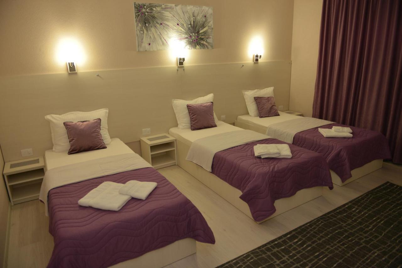 Apartmani Tomic クラドヴォ エクステリア 写真