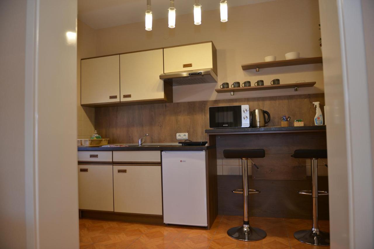 Apartmani Tomic クラドヴォ エクステリア 写真
